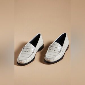 G.H. Bass Whitney Croco Weejuns Loafers - Sz 10 Women's